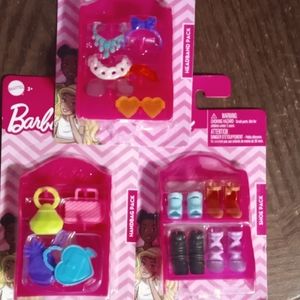 Barbie accessory bundle